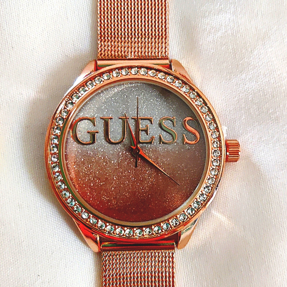Guess women's wristwatch